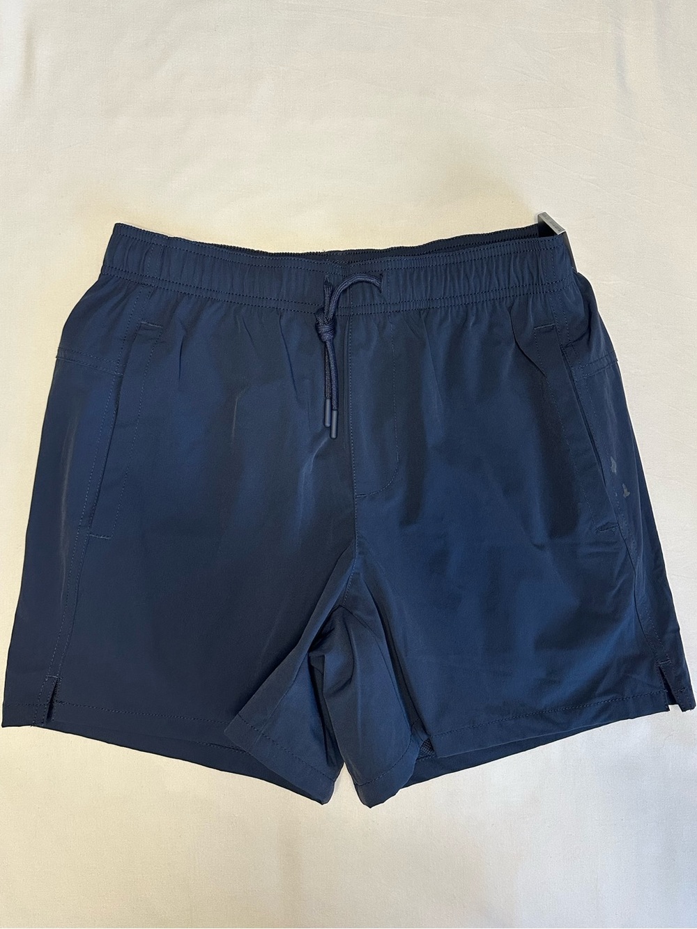 VRST relaxed fit men’s shorts